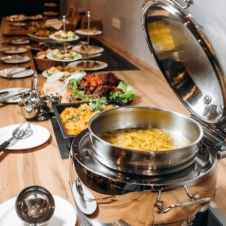 Morva Premium Отель Яремча