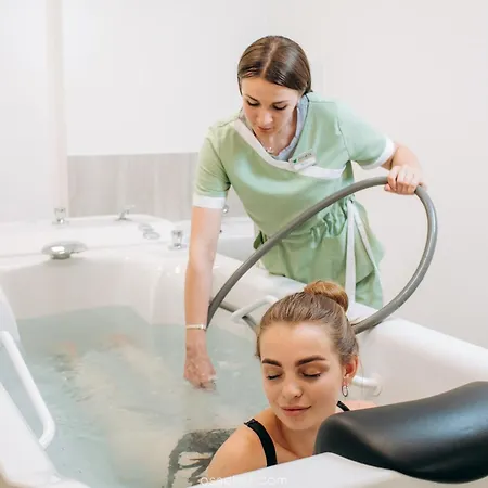 Morva Premium 호텔 *